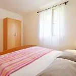 Cozy Apartment In Rabac With Kitchen