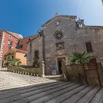 Cozy Apartment In Rabac With Kitchen