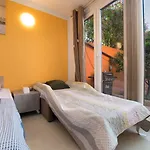 Apartment Orange - Garden Terrace