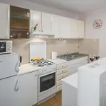 Amazing Home In Erzisce With Jacuzzi