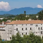 Cozy Home In Pifari With Wifi