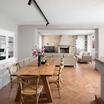 Villa Flower