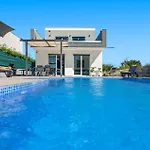 Villa Lavandula By Villa Plus