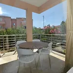 Elegant And Brigth Corner Apartments