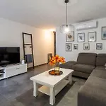 Awesome Apartment In Novigrad With Wifi