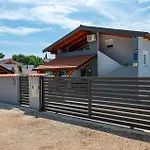 Stunning Apartment In Peroj With Wifi