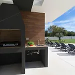 Villa Sama