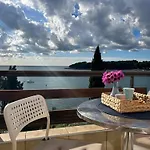 Apartment With A Sea View
