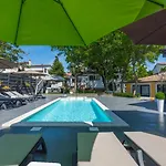 Holiday Home 4928-11 For 4 Pers In Porec