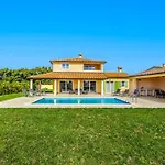 Villa Villa Flori By Interhome