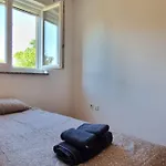Holiday Home Ron - Spacious Garden