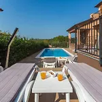 Villa Marina With Pool, Bbq & Parking Near Porec