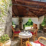 Villa Medaki In Medaki - Haus Fuer 6 Personen