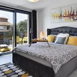Villa Dv
