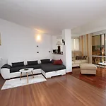 Bezauberndes Apartment Mit Blick Auf Die Eufemia Von Rovinj Von Der Dachterrasse