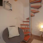 Bezauberndes Studio-Apartment Nur 200 Meter Zum Strand Mit Eigener Galerie