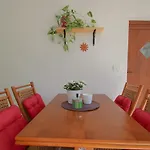 Bezauberndes Studio-Apartment Nur 200 Meter Zum Strand Mit Eigener Galerie