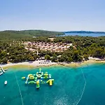 Happy Camp Mobile Homes In Brioni Sunny Camping