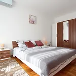 Apartments Eni