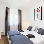 Sasa - Apartment C - Mpolo