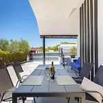 Eco Beach House Corinne