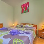 Spacious Holiday Home In Valtura With Garden