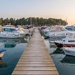 Eurocamp Mobilhomes At Brioni Sunny Campsite