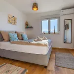 Amazing Home In Vodnjan With Wifi
