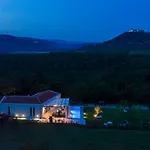 Villa Monvue Motovun With Pool And Stunning View