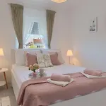 Marica - App Marabella - Mpolo