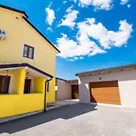 Villa Renata By Aneo Travel