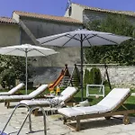 Beautiful Villa Jadreska With Pool In Kanfanar