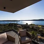 Vacay Villa Vie With Home Cinema And Spa