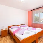 Dragan K1 - A2 Second Floor - Mpolo