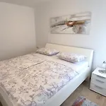 Apartment Jela
