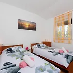 Dora Comfortable Holiday Residence