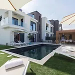 Noamio Homestay With Heated Swimming Pool & Sauna