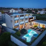Boutique Hotel Chevalier By Bura Hotels - Adults Only