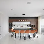 4 Bedroom Beautiful Home In Banjole