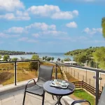 Villa Palma Luxusvilla Am Meer Fuer 6 Personen