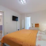 Beautiful Apartment In Pula With Kitchen