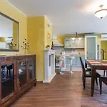 Stunning Home In Rovinj With Wifi