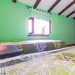 Cozy Home In Porec With Jacuzzi