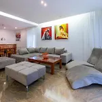3 Bedroom Stunning Apartment In Pula