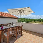 Beautiful Apartment In Porec With Kitchen