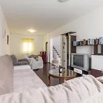 Cozy Home In Pula With Kitchen