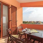 Cozy Home In Vodnjan With Kitchen