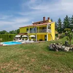 2 Bedroom Awesome Apartment In Labin