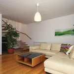 Cozy Home In Umag With Wifi