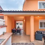 2 Bedroom Stunning Home In Betiga